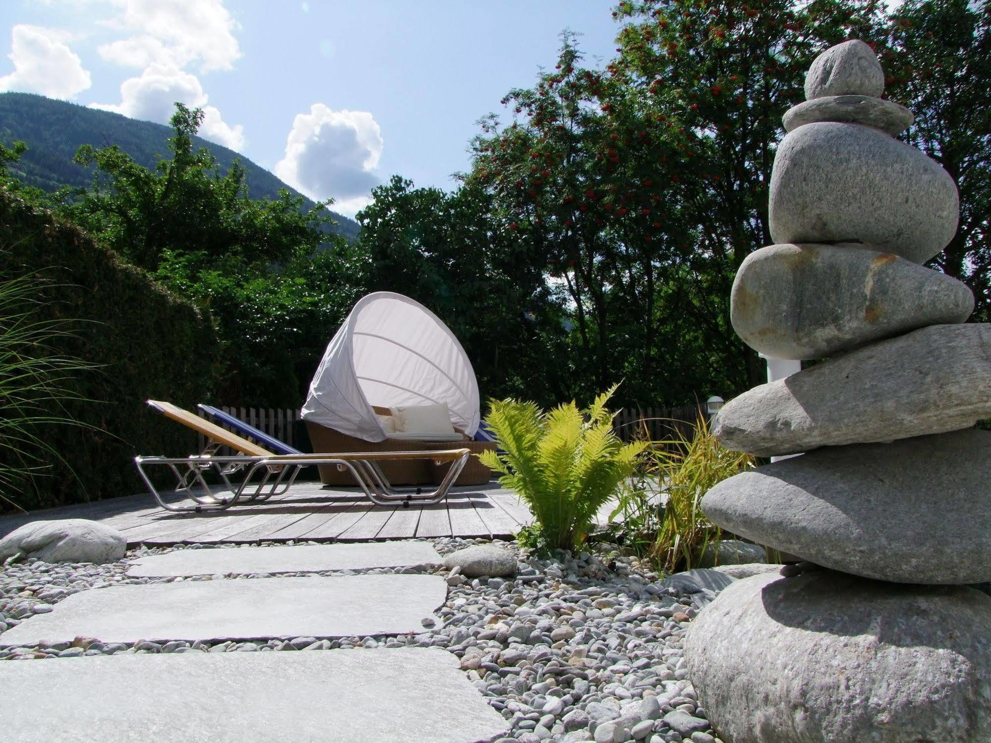 Spa & Naturhotel Outside マトライ・イン・オストティロル エクステリア 写真